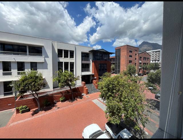 320M² OFFICE TO LET IN OBSERVATORY
